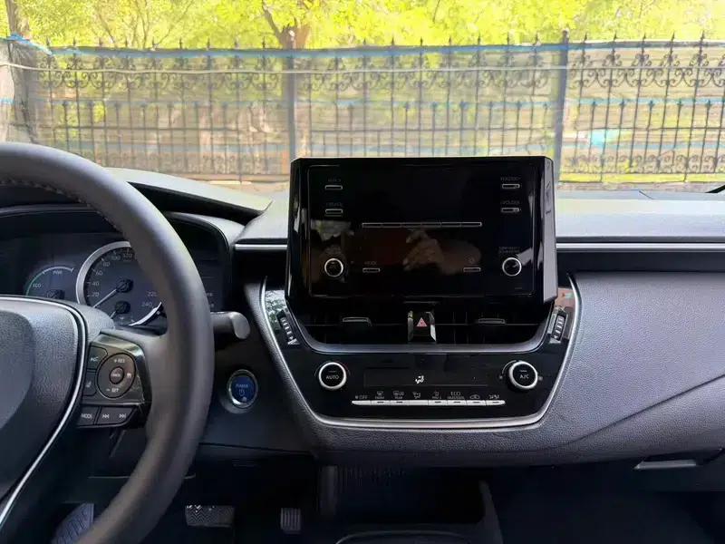 2019 Toyota Corolla Hybrid 1.8L E-CVT GL-i Pioneer Edition — миниатюра 10