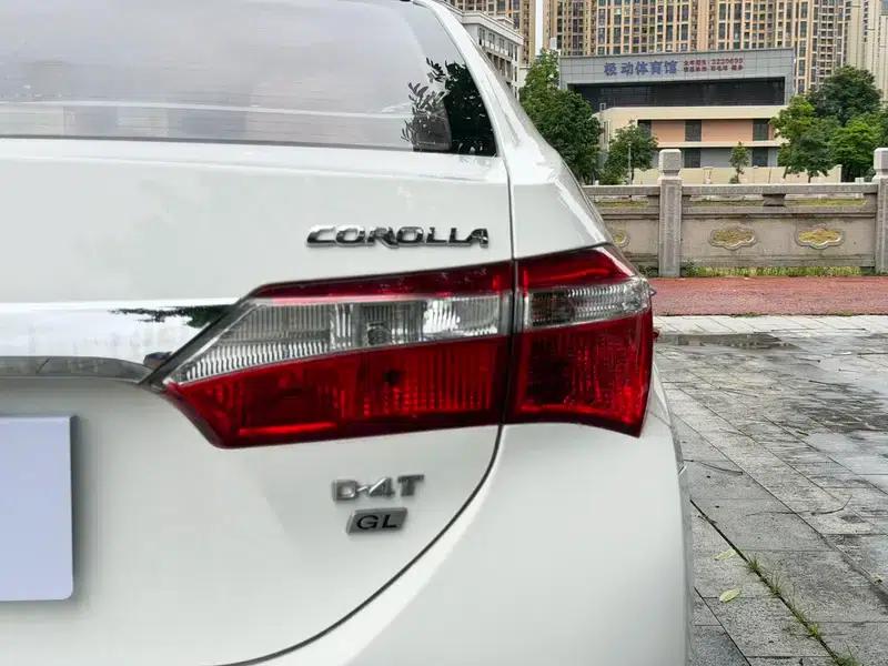 2017 Corolla 1.2T CVT GL — миниатюра 8