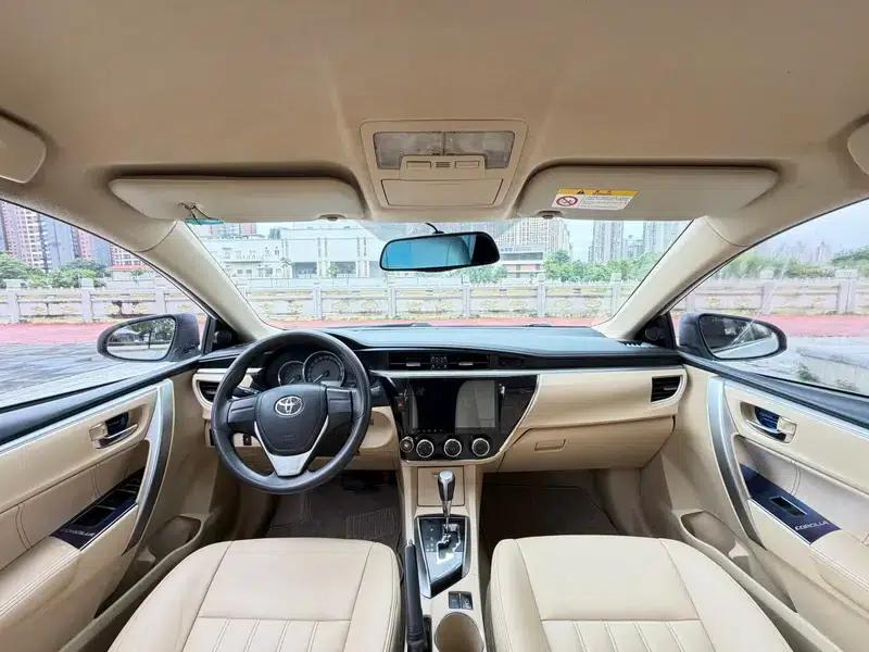 2017 Corolla 1.2T CVT GL — миниатюра 9