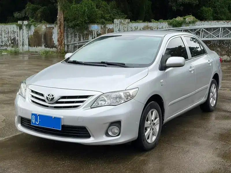 2012 Toyota Corolla Premium Edition 1.6L Automatic GL — миниатюра 1
