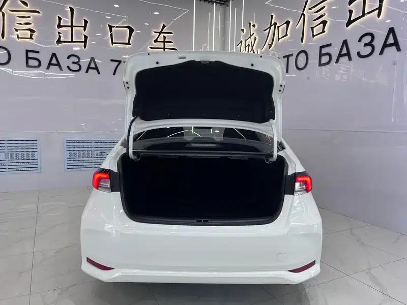 2023 Toyota Corolla Intelligent Hybrid 1.8L E-CVT Elite Edition — миниатюра 19