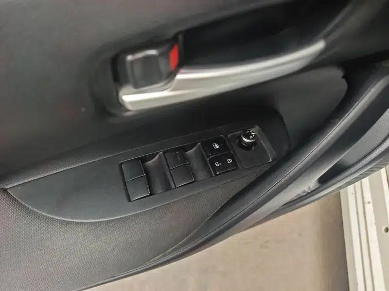2021 Toyota Corolla 1.2T S-CVT Elite Edition — миниатюра 16