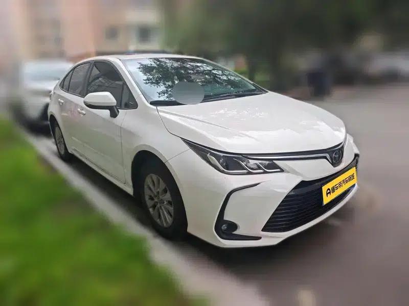2021 Toyota Corolla 1.2T S-CVT Elite Edition — миниатюра 3