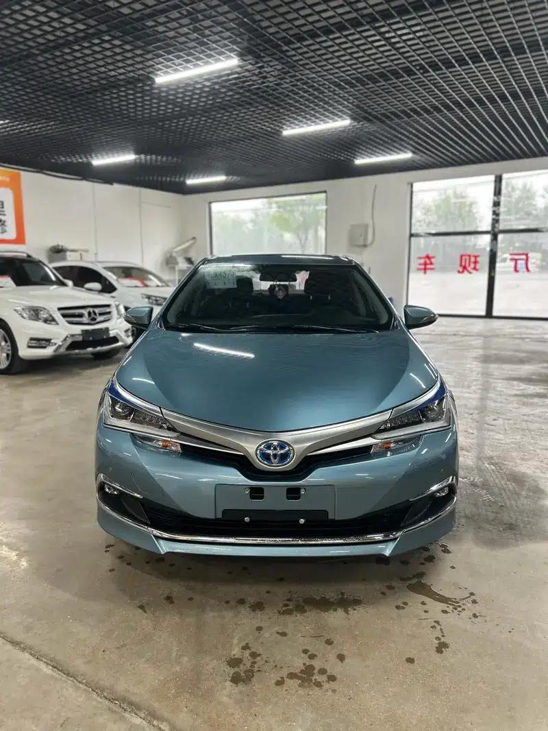 2016 Toyota Corolla Hybrid 1.8L CVT Elite Edition — миниатюра 2
