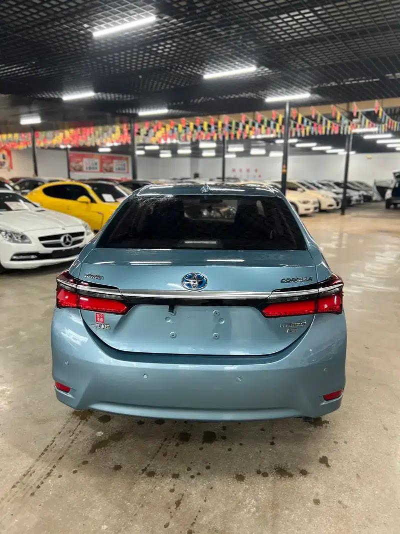 2016 Toyota Corolla Hybrid 1.8L CVT Elite Edition — миниатюра 5