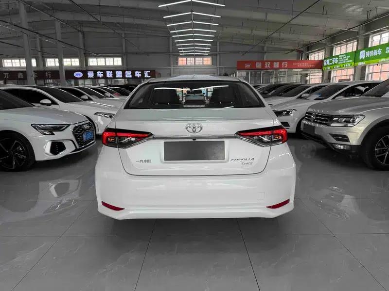 2022 Toyota Corolla 1.2T S-CVT Pioneer PLUS Edition — миниатюра 5