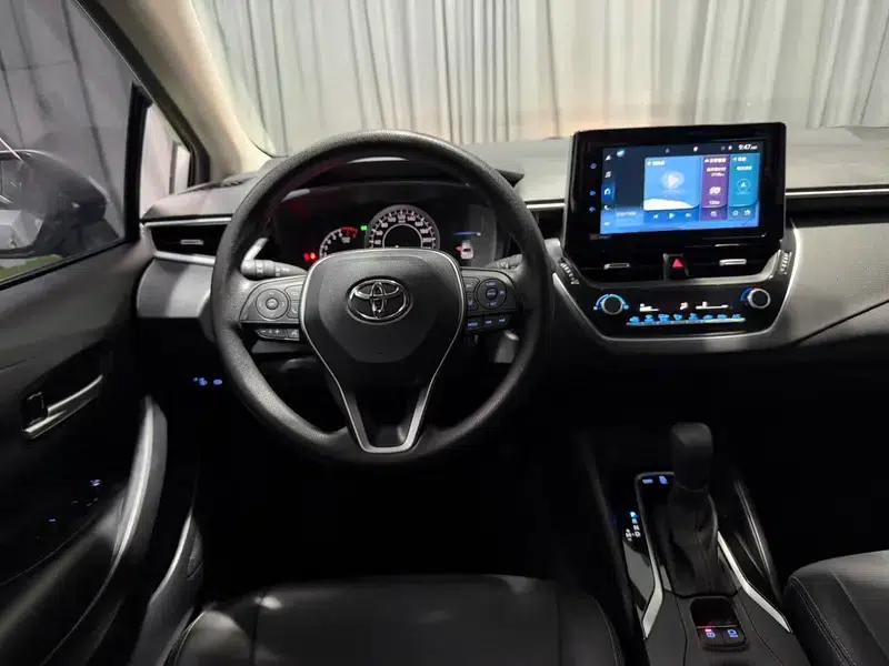 2023 Toyota Corolla 1.2T S-CVT Elite Edition — миниатюра 13