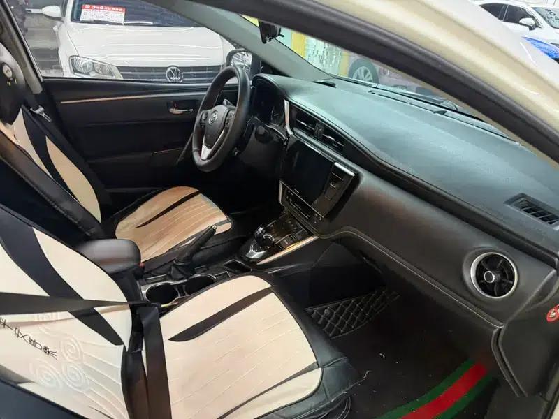 2017 Toyota Corolla Hybrid 1.8L E-CVT Leading Edition (National V Emission Standard) — миниатюра 10