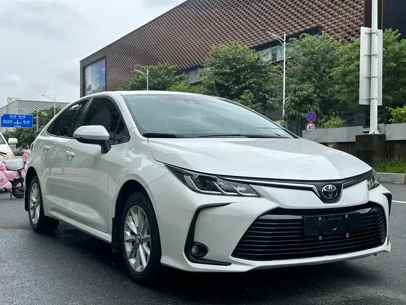 2021 Toyota Corolla 1.2T S-CVT Pioneer PLUS Edition — миниатюра 3