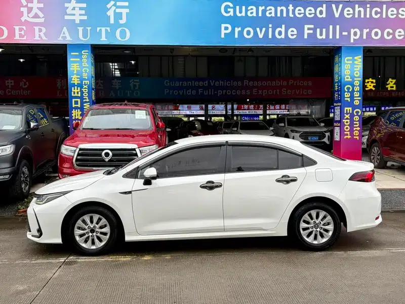 2022 Toyota Corolla 1.5L CVT Pioneer Edition — миниатюра 3