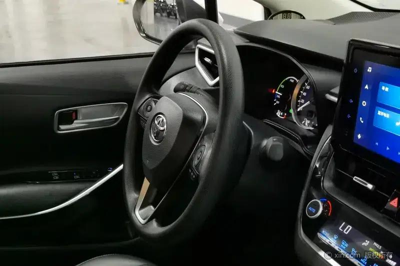 2021 Toyota Corolla Hybrid 1.8L E-CVT Elite Edition — миниатюра 13
