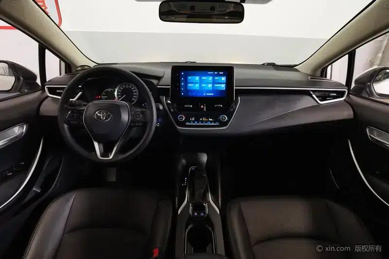 2021 Toyota Corolla Hybrid 1.8L E-CVT Elite Edition — миниатюра 14