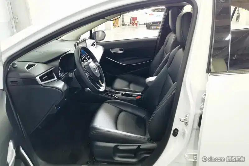 2021 Toyota Corolla Hybrid 1.8L E-CVT Elite Edition — миниатюра 19