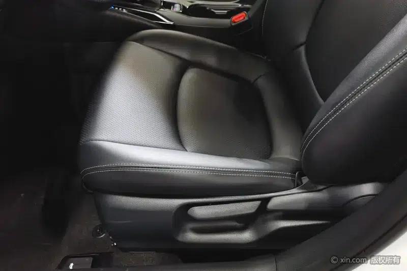 2021 Toyota Corolla Hybrid 1.8L E-CVT Elite Edition — миниатюра 20