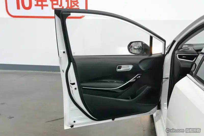 2021 Toyota Corolla Hybrid 1.8L E-CVT Elite Edition — миниатюра 23