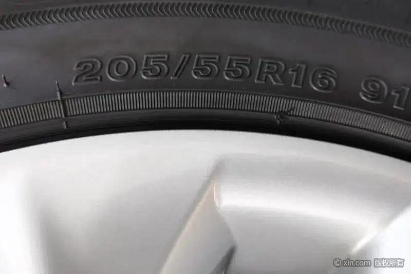 2021 Toyota Corolla Hybrid 1.8L E-CVT Elite Edition — миниатюра 8