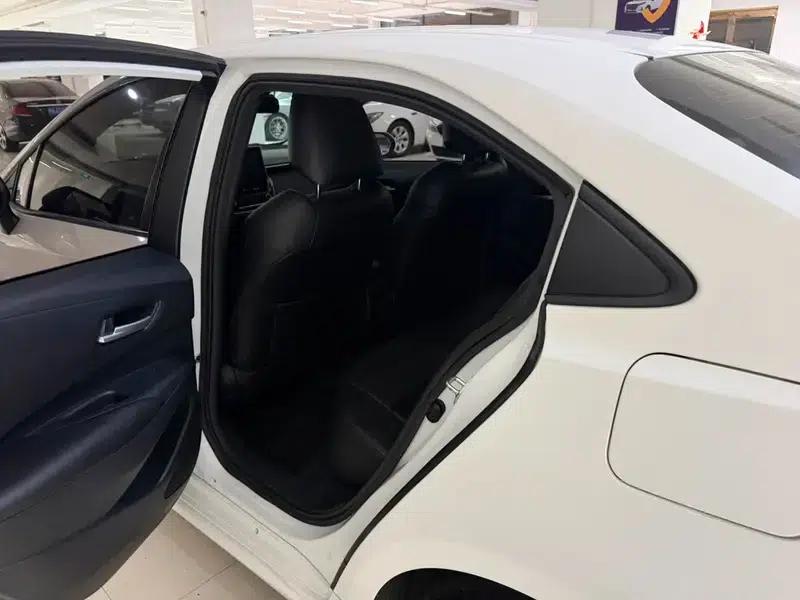 2019 Toyota Corolla 1.2T S-CVT GL-i Elite Edition — миниатюра 11