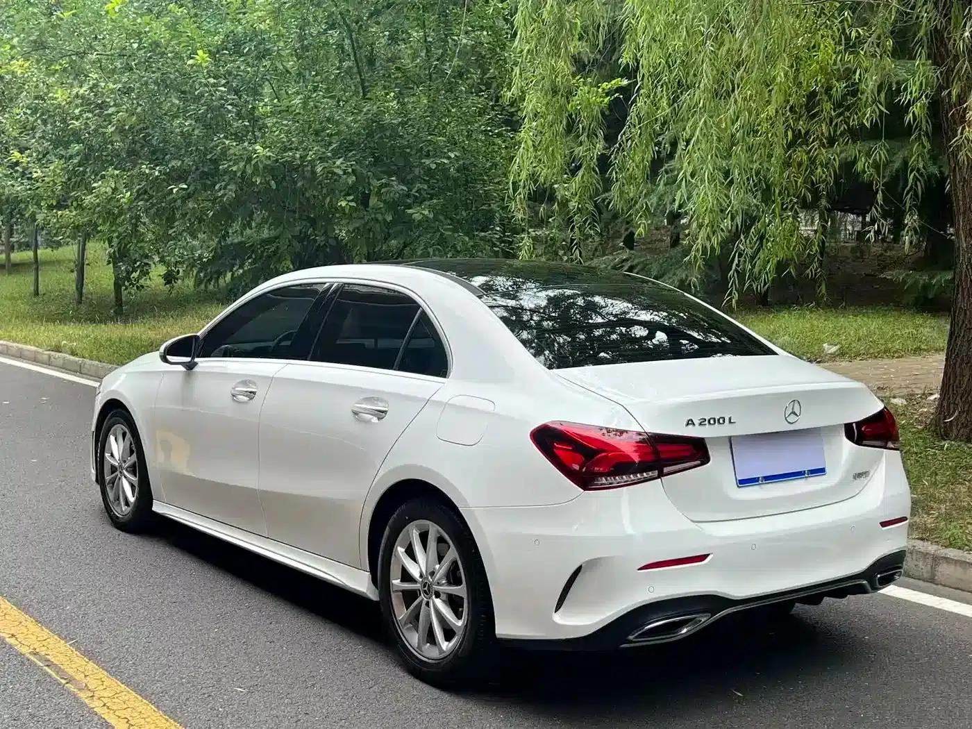 Mercedes-Benz A-Class 2022 A 200 L Sport Sedan Dynamic Edition — миниатюра 6
