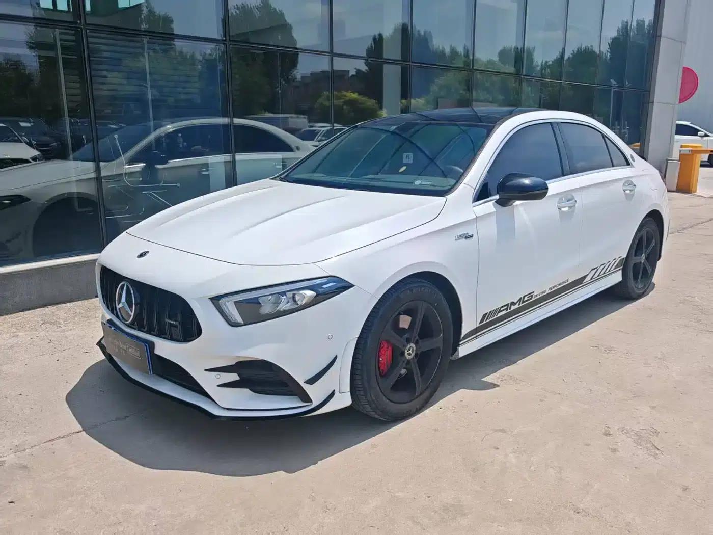 Mercedes-Benz A-Class 2022 A 200 L Sport Sedan Fashion Edition — миниатюра 1