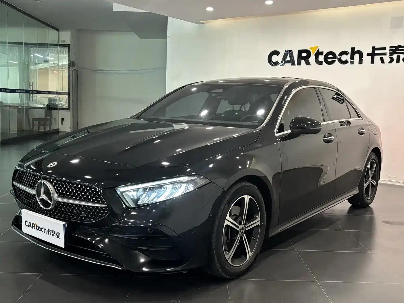 2023 Mercedes-Benz A-Class A 200 L Fashion Edition — миниатюра 1