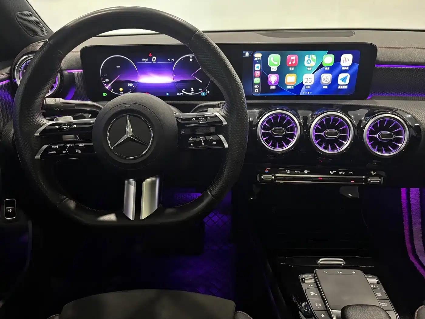 2023 Mercedes-Benz A-Class A 200 L Fashion Edition — миниатюра 12