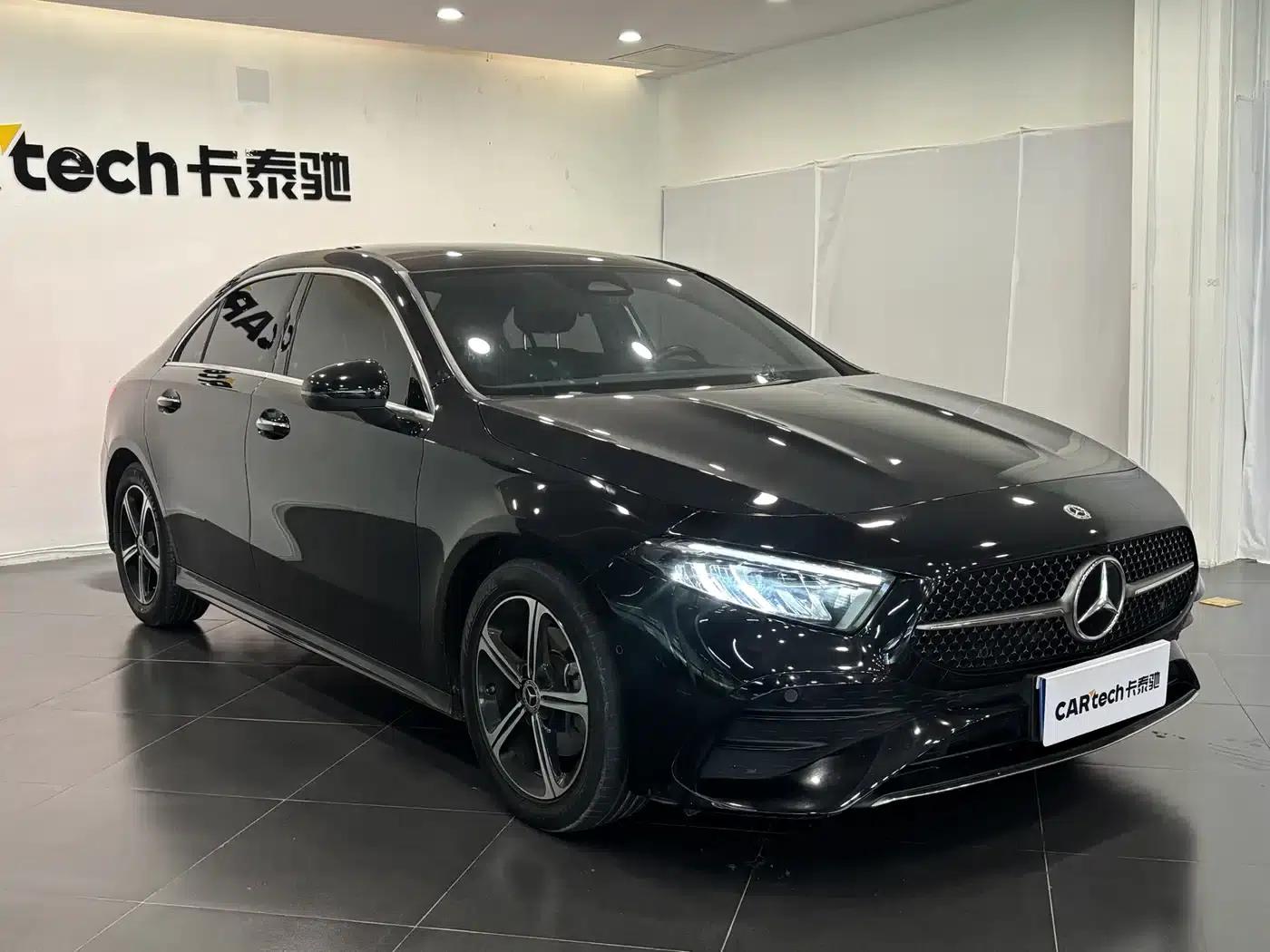 2023 Mercedes-Benz A-Class A 200 L Fashion Edition — миниатюра 3
