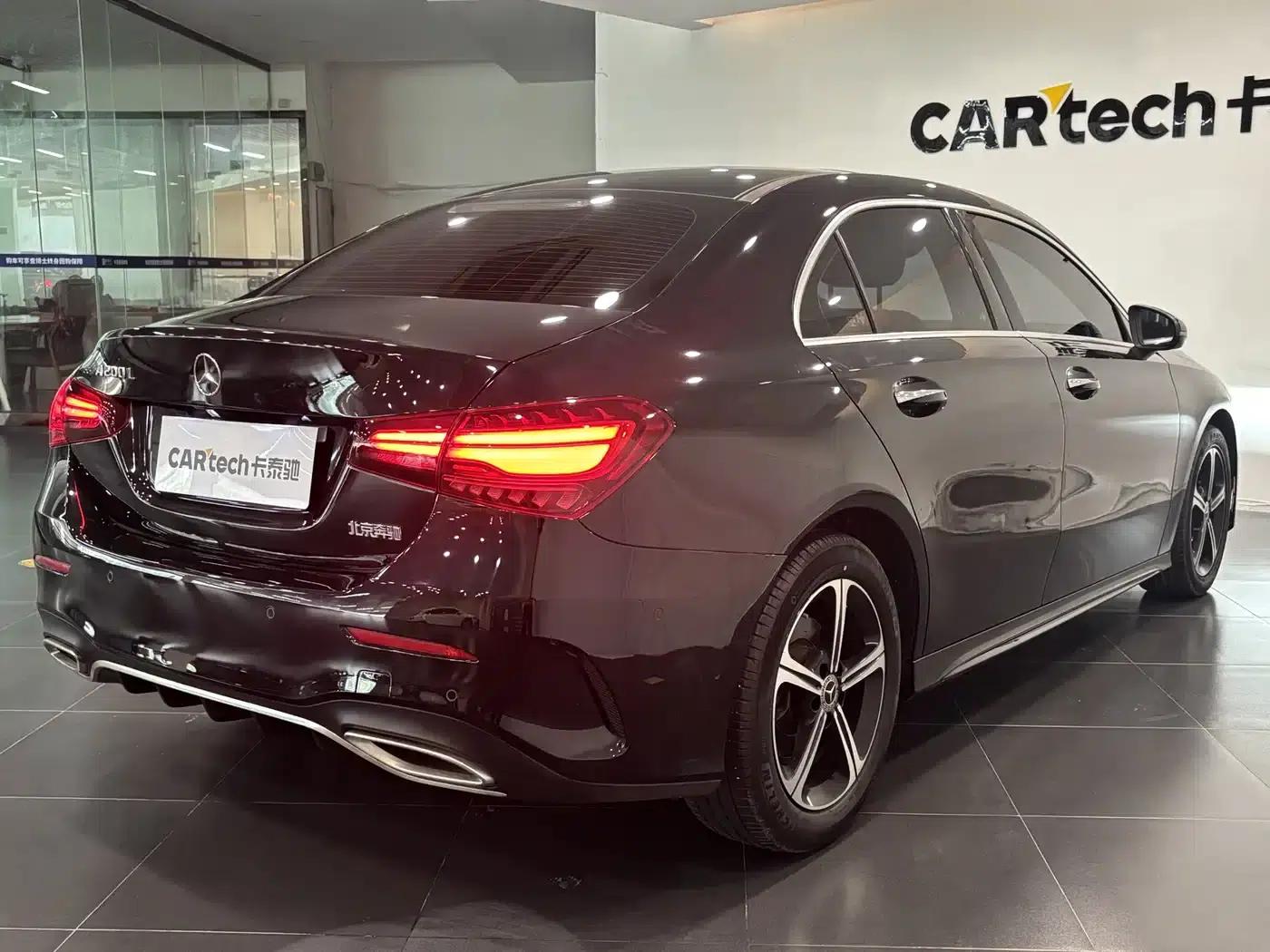 2023 Mercedes-Benz A-Class A 200 L Fashion Edition — миниатюра 4