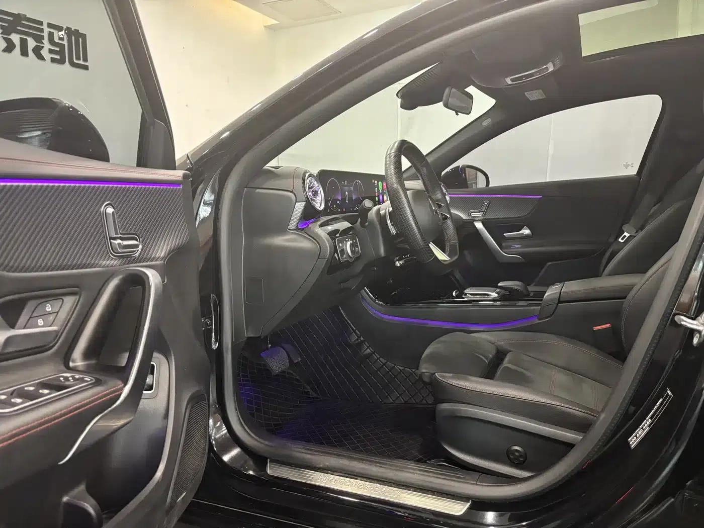 2023 Mercedes-Benz A-Class A 200 L Fashion Edition — миниатюра 5
