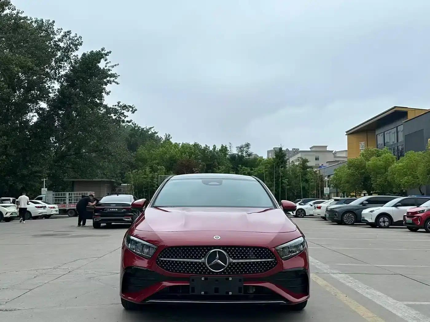 Mercedes-Benz A-Class 2022 A 200 L Sport Sedan Fashion Edition — миниатюра 2