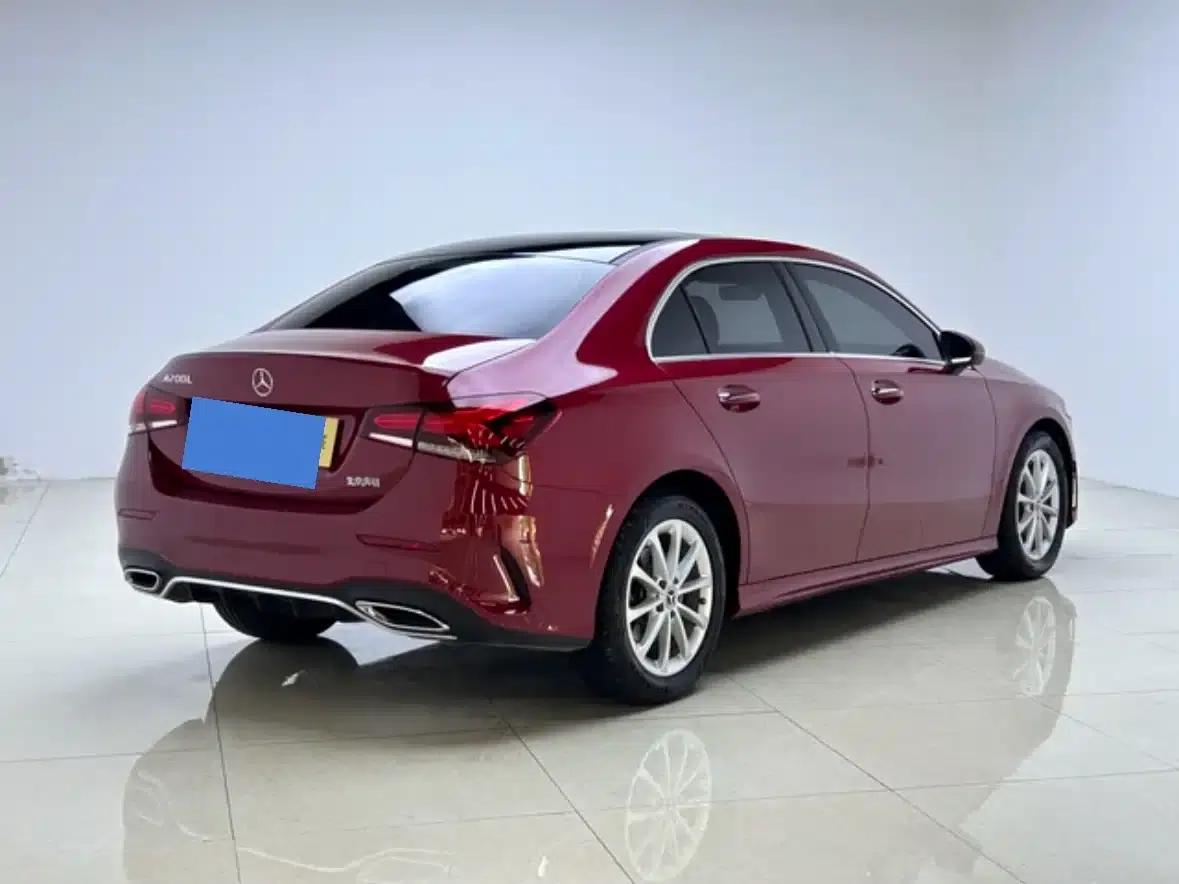 Mercedes-Benz A-Class 2020 Facelift A 200 L Sport Sedan Fashion Model — миниатюра 7
