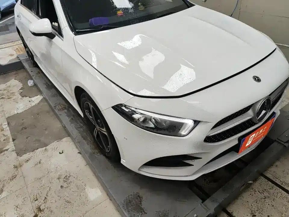 Mercedes-Benz A-Class 2022 Facelift III A 200 L Sport Sedan Fashion Edition — миниатюра 1