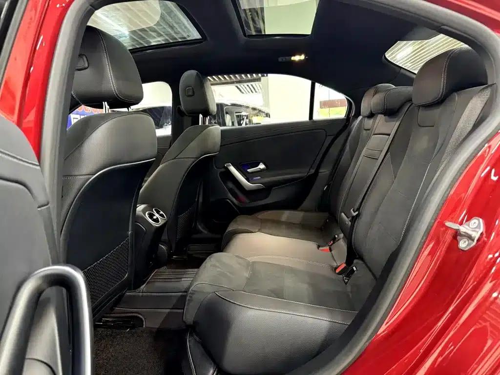 Mercedes-Benz A-Class 2021 A 200 L Sport Sedan Fashion Edition — миниатюра 12