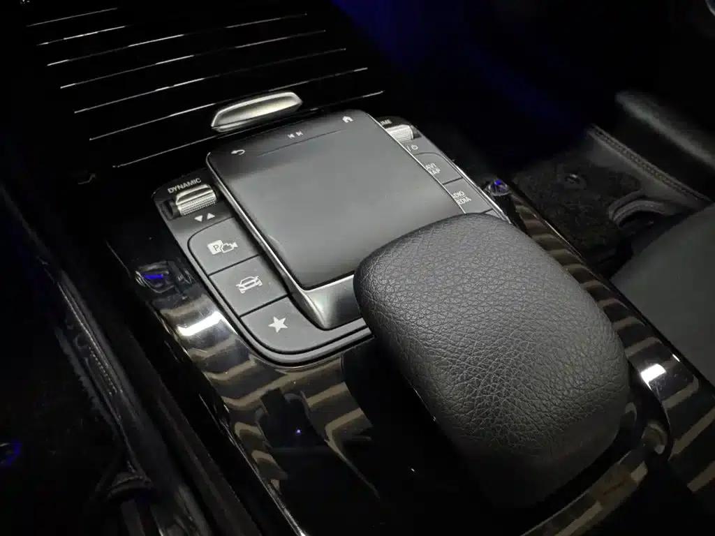 Mercedes-Benz A-Class 2021 A 200 L Sport Sedan Fashion Edition — миниатюра 16