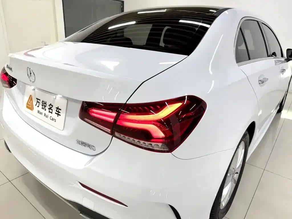 Mercedes-Benz A-Class 2021 A 200 L Sport Sedan Fashion Edition — миниатюра 7
