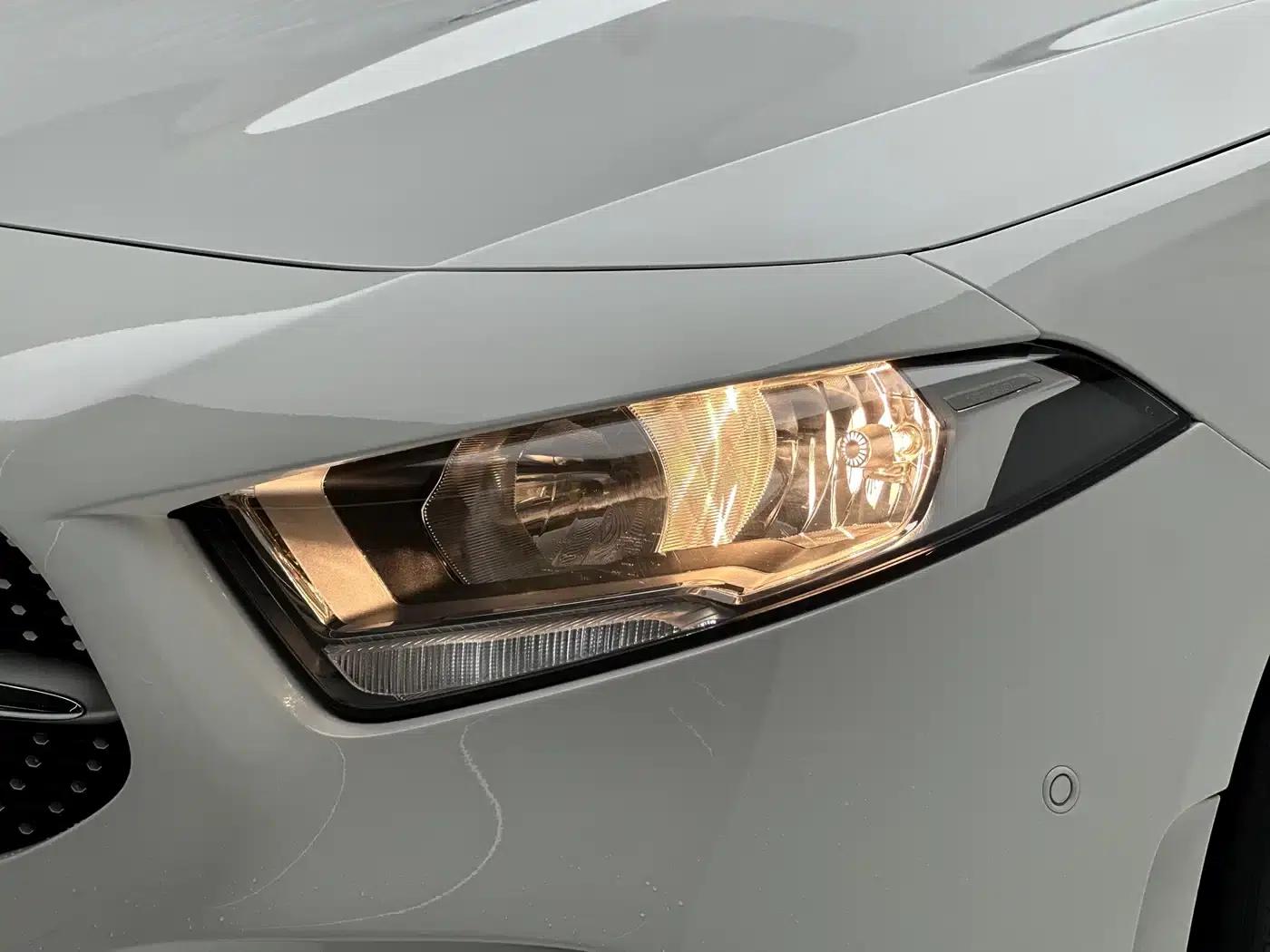2019 Mercedes-Benz A-Class A 180 L Sport Sedan — миниатюра 17