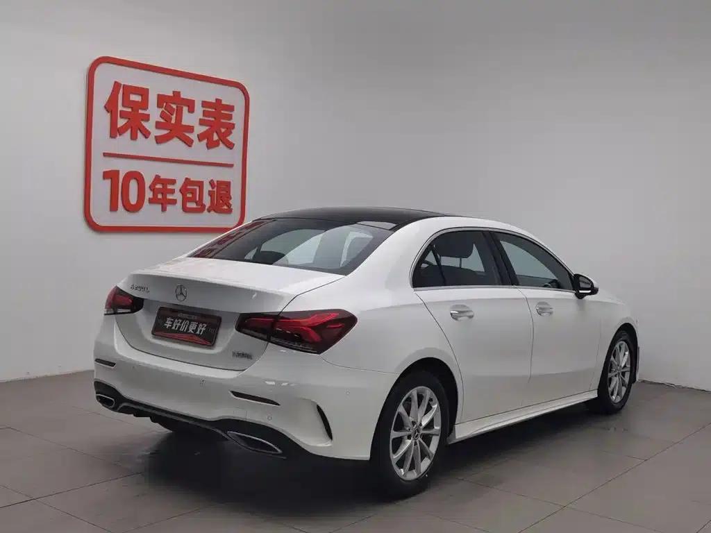Mercedes-Benz A-Class 2020 Facelift A 200 L Sport Sedan Fashion Model — миниатюра 2