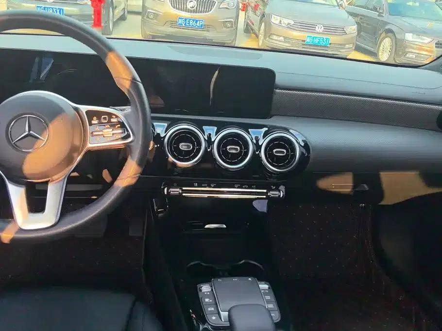 2021 Mercedes-Benz A-Class A 180 L — миниатюра 13