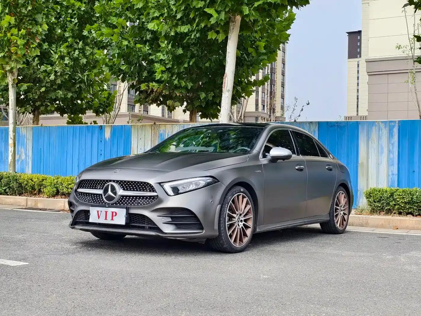 2019 Mercedes-Benz A-Class A 200 L Sport Sedan First Edition — миниатюра 1