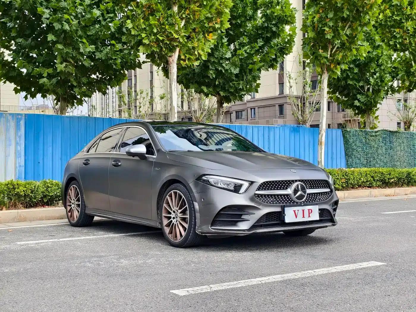 2019 Mercedes-Benz A-Class A 200 L Sport Sedan First Edition — миниатюра 3
