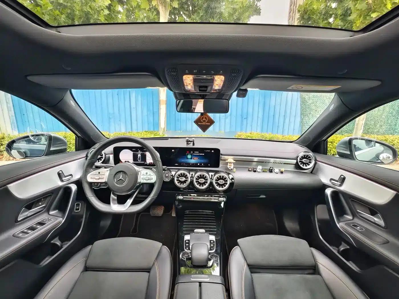2019 Mercedes-Benz A-Class A 200 L Sport Sedan First Edition — миниатюра 4