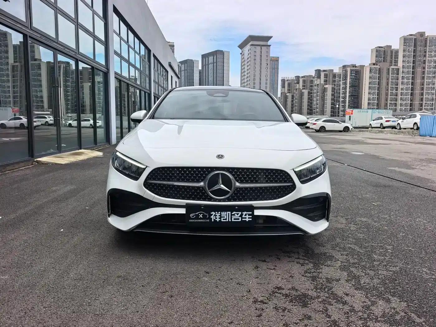 Mercedes-Benz A-Class 2024 A 200 L Fashion Edition — миниатюра 2