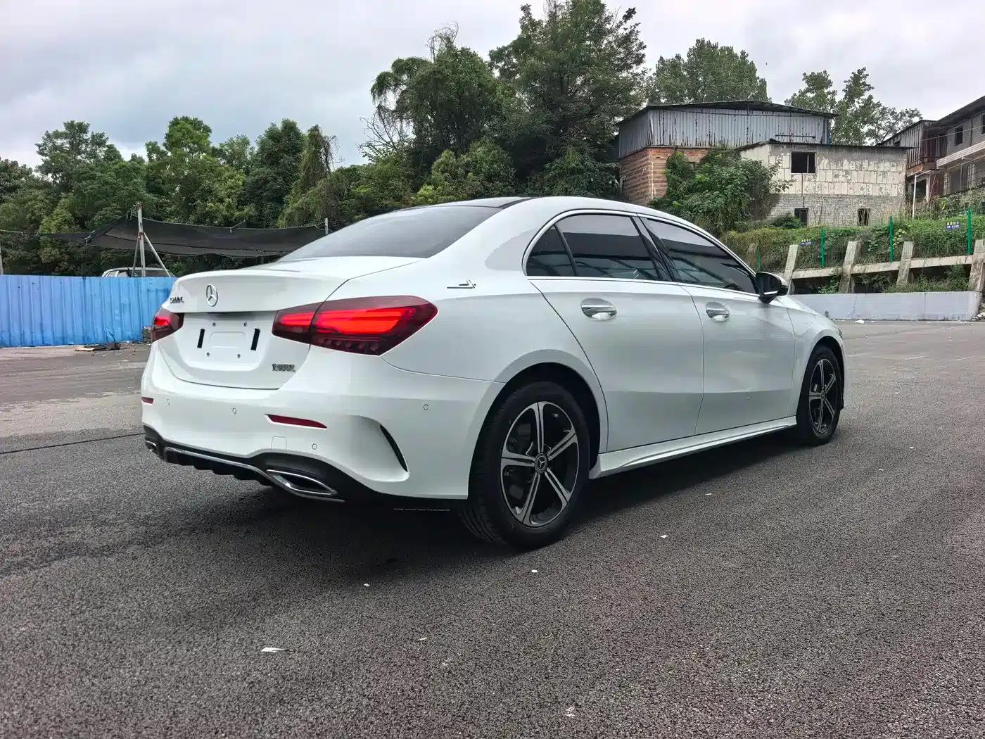 Mercedes-Benz A-Class 2024 A 200 L Fashion Edition — миниатюра 11