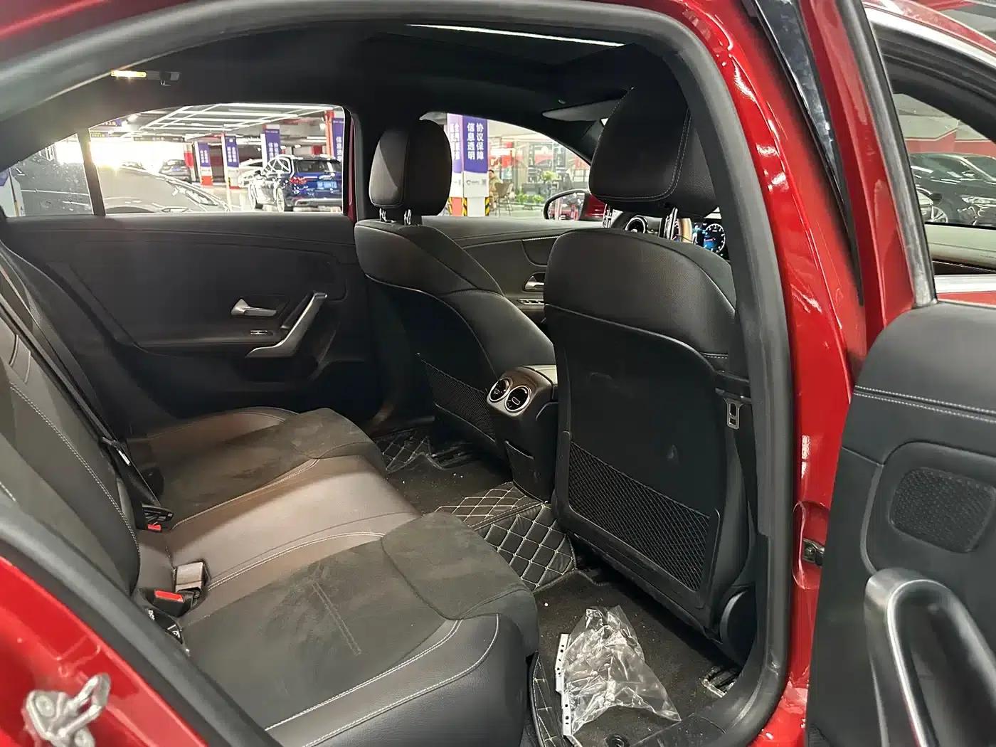 2019 Mercedes-Benz A-Class A 200 L Sport Sedan — миниатюра 16