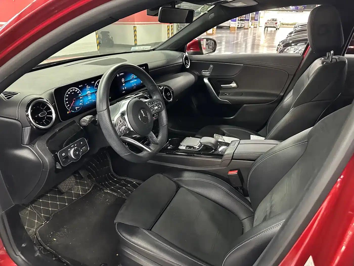 2019 Mercedes-Benz A-Class A 200 L Sport Sedan — миниатюра 8