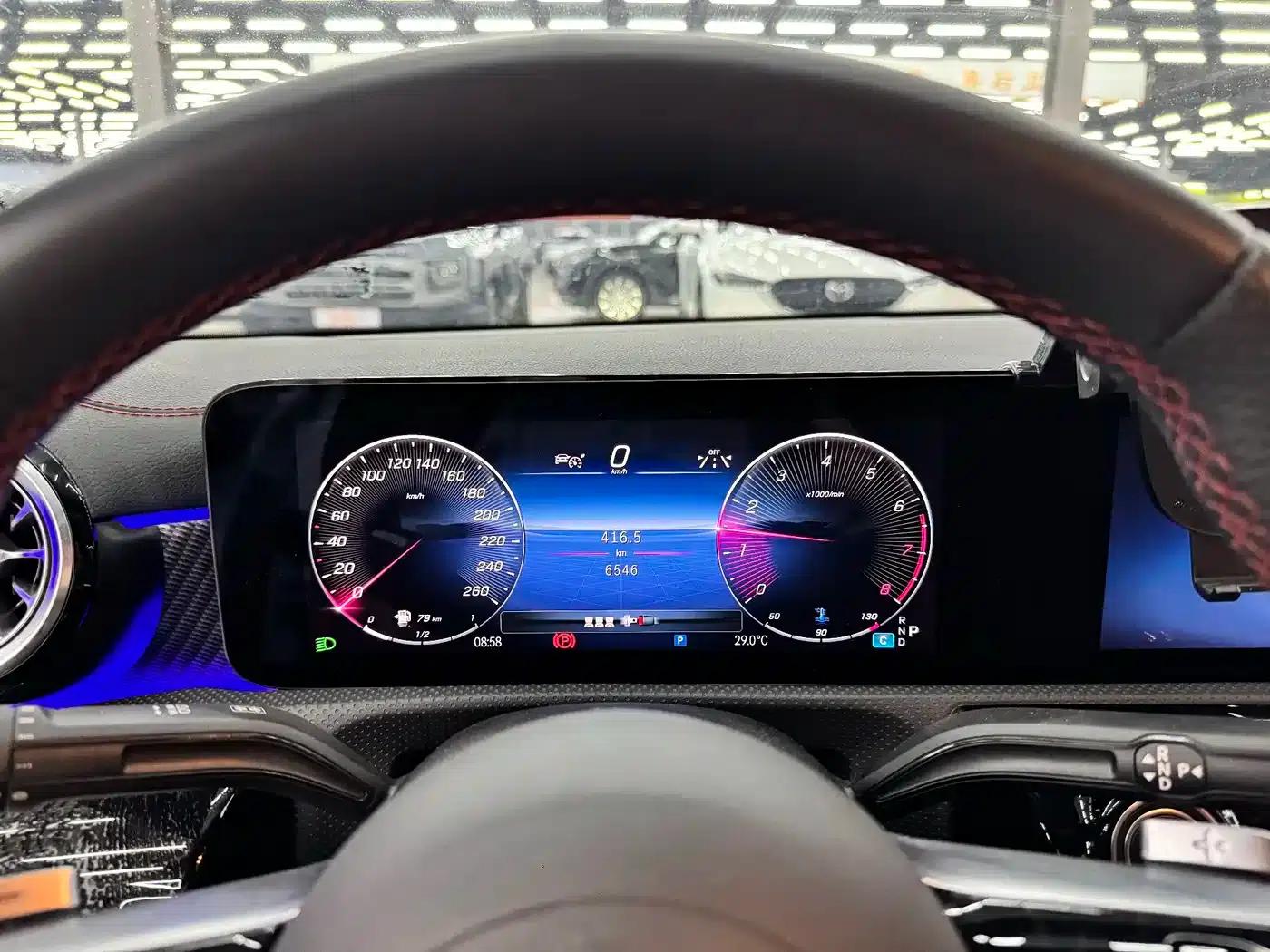 Mercedes-Benz A-Class 2024 Facelift A 200 L Fashion Model — миниатюра 4