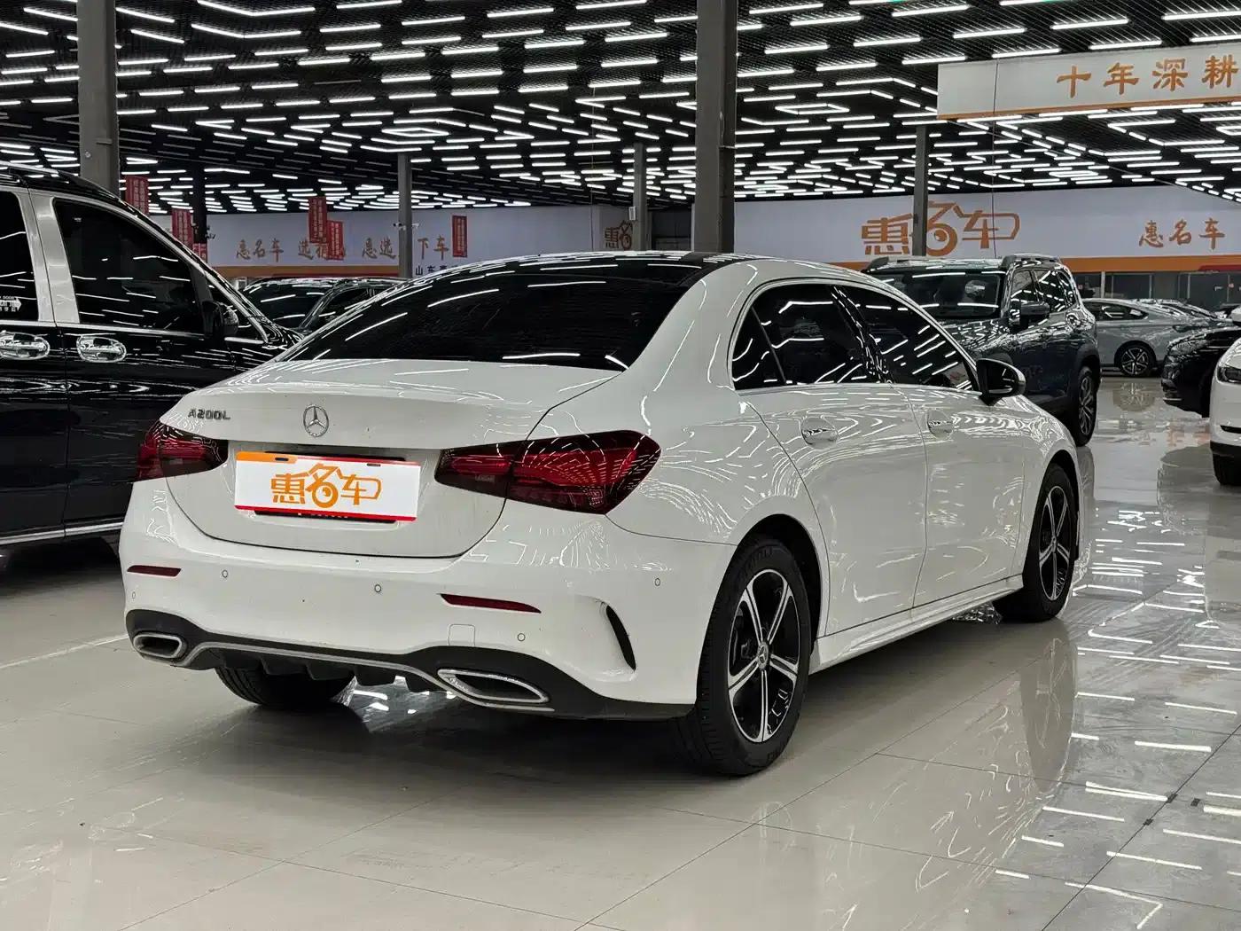 Mercedes-Benz A-Class 2024 Facelift A 200 L Fashion Model — миниатюра 9