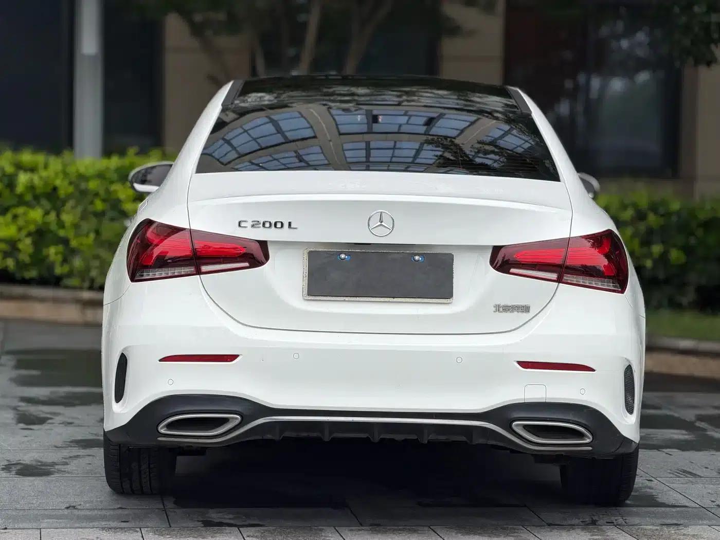 Mercedes-Benz A-Class 2022 A 200 L Sport Sedan Fashion Edition — миниатюра 11