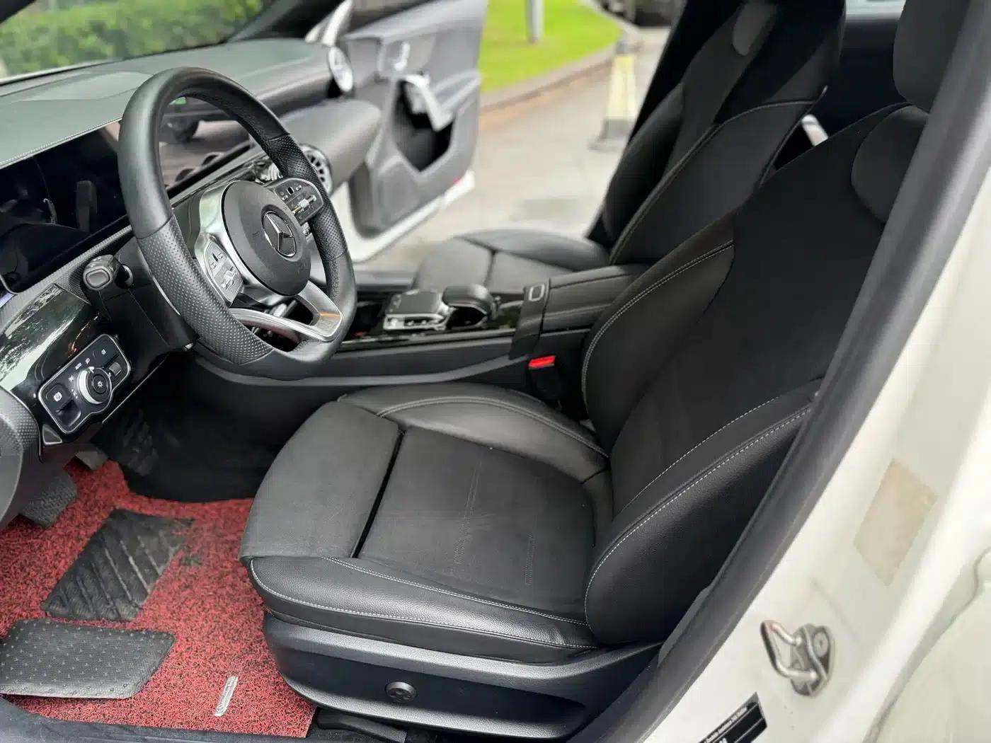 Mercedes-Benz A-Class 2022 A 200 L Sport Sedan Fashion Edition — миниатюра 6