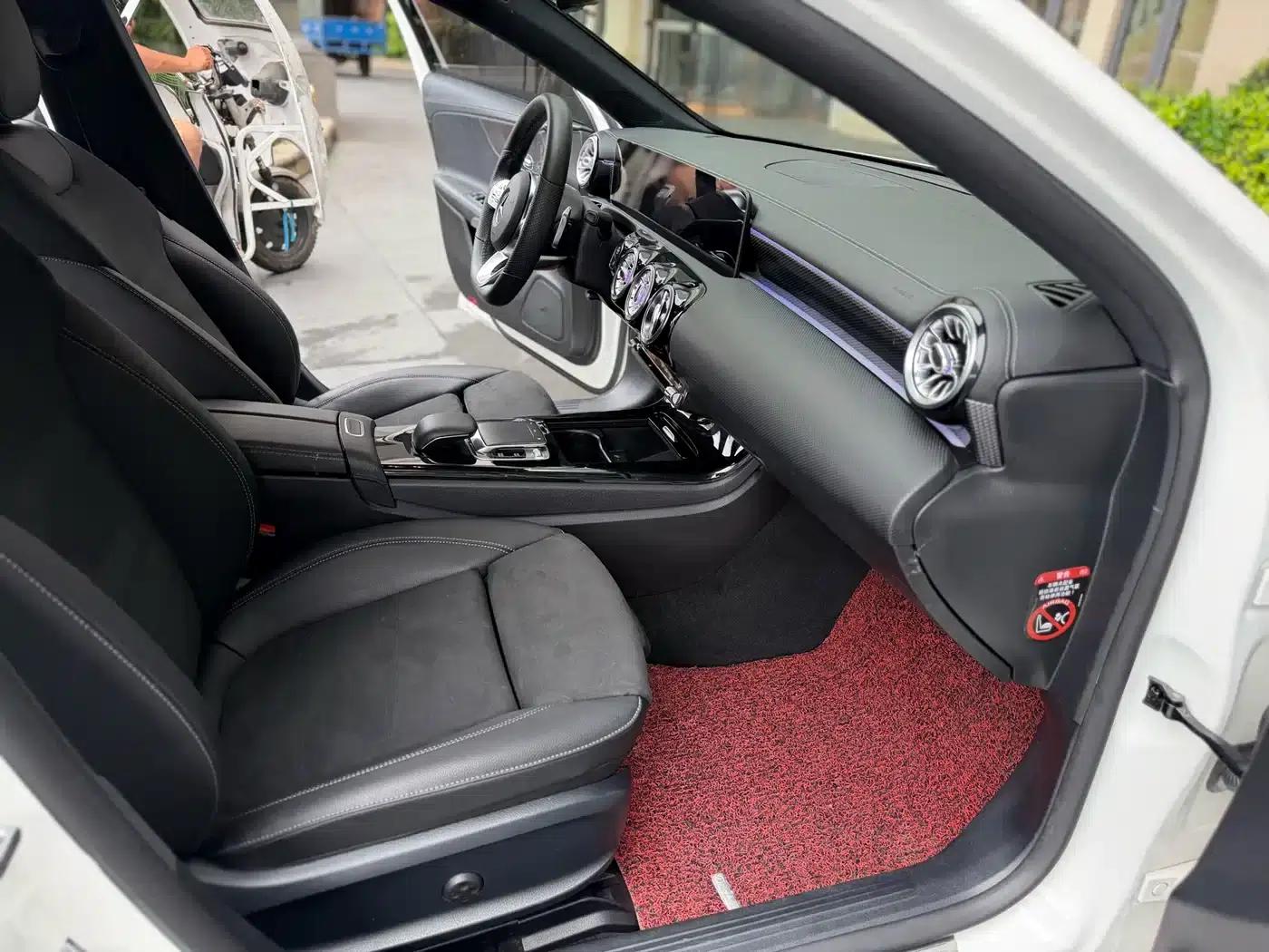 Mercedes-Benz A-Class 2022 A 200 L Sport Sedan Fashion Edition — миниатюра 9