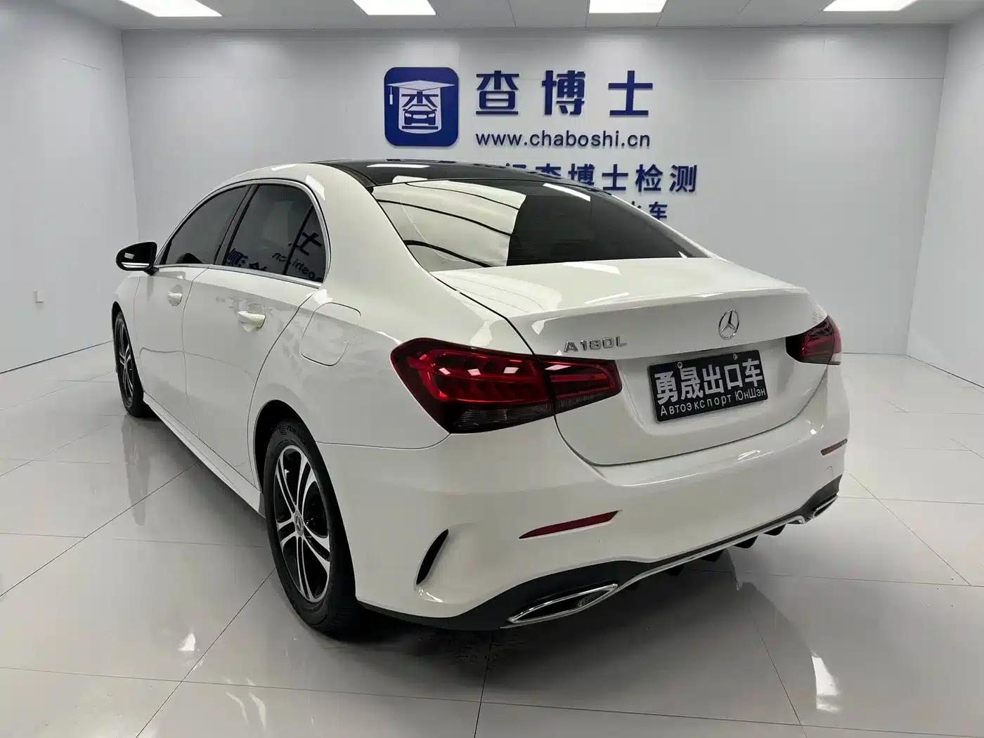 2022 Mercedes-Benz A-Class A 180 L Sport Sedan — миниатюра 6